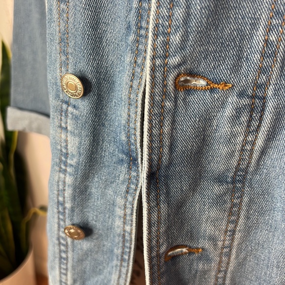 Jean Jacket - Picture 4 of 5